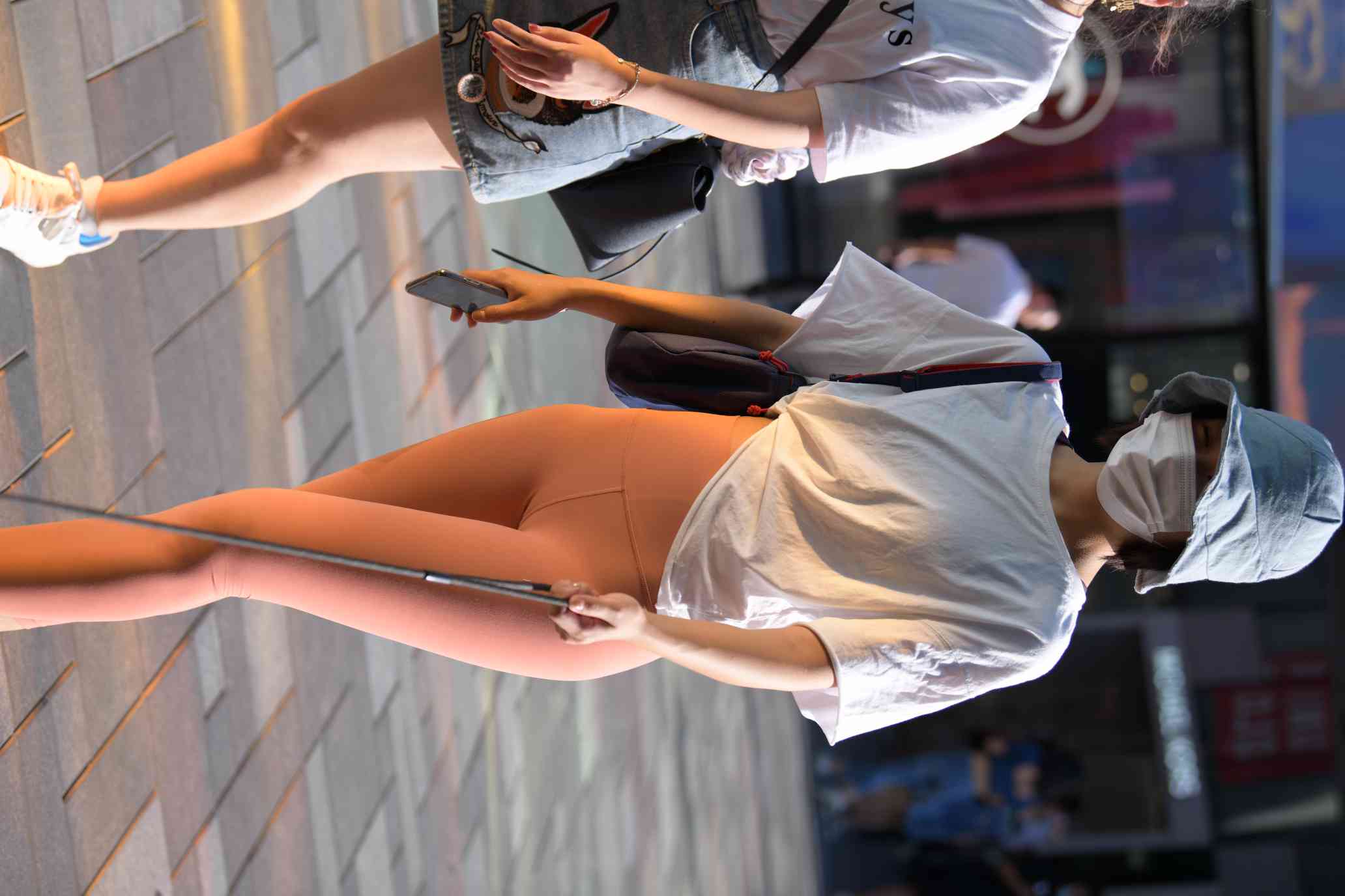 图片[2]-【免费】遛狗的瑜伽裤女人【60P】04031-图嘿嘿