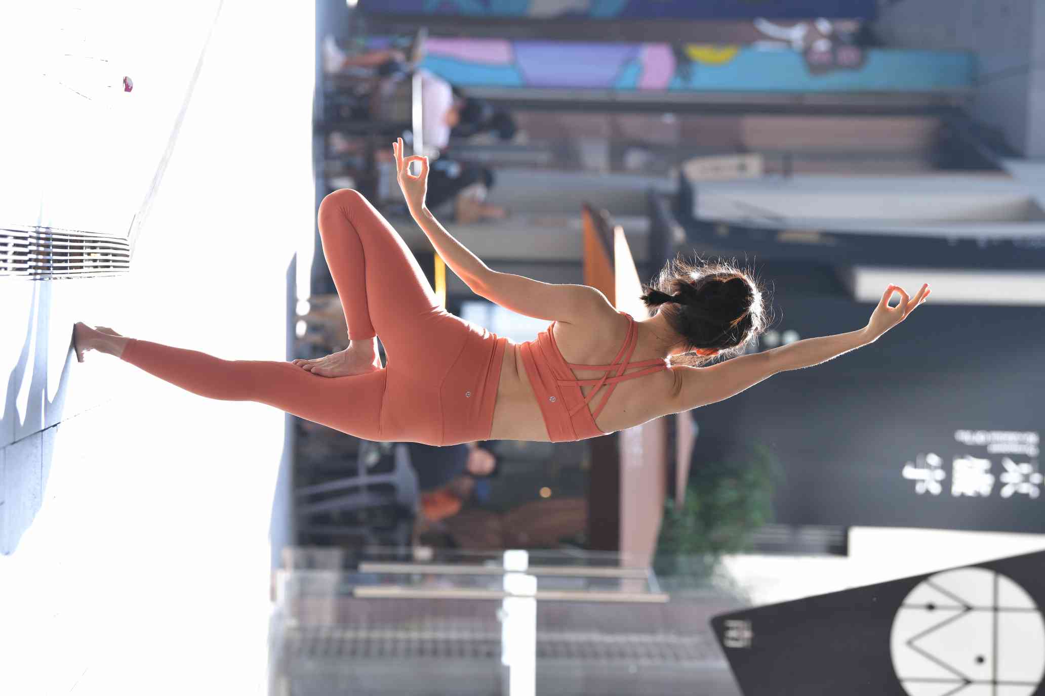 图片[4]-练瑜伽的姑娘【176P】04028-图嘿嘿