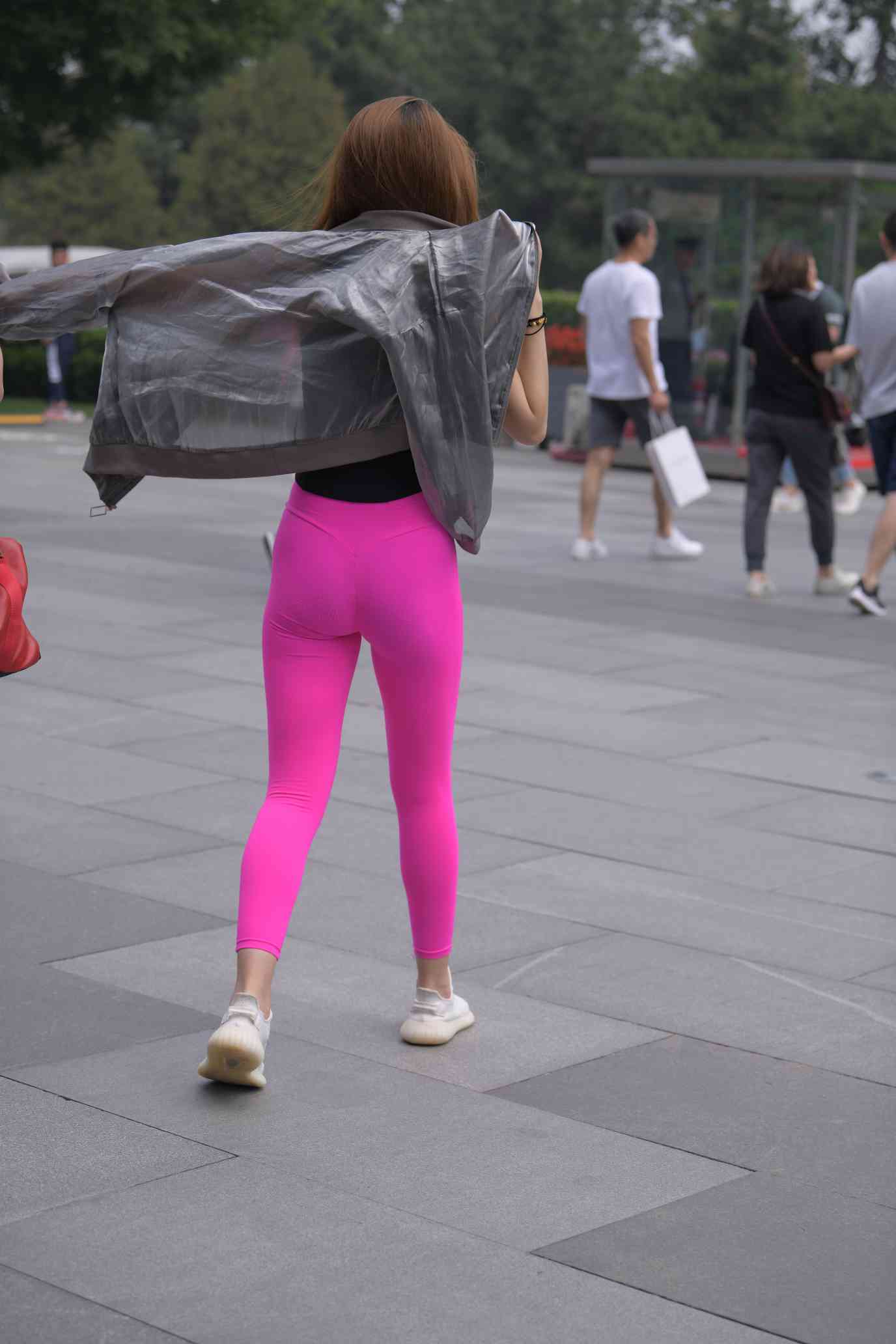 图片[5]-粉色瑜伽裤眼镜女孩【57P】04021-图嘿嘿