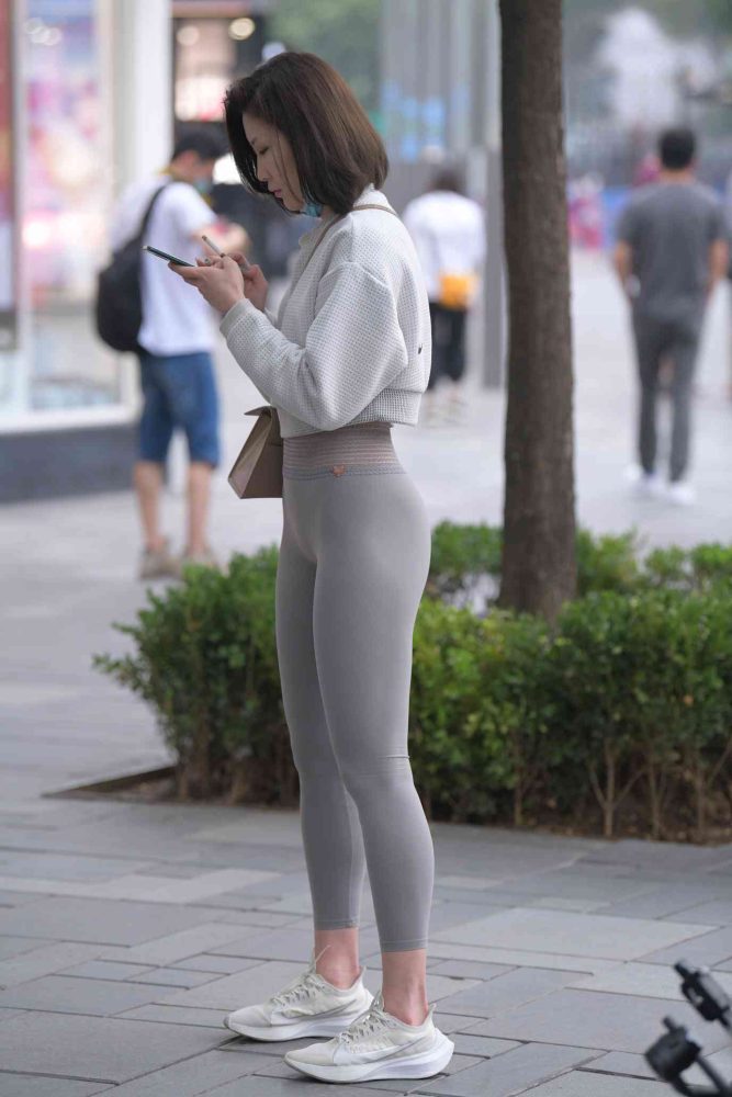 身材很好的短发瑜伽裤姑娘【157P】04015-图嘿嘿