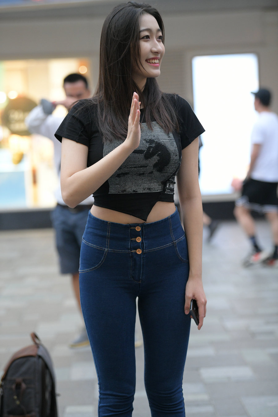 图片[1]-紧身牛仔裤女人J2784 240P-6.66GB-图嘿嘿