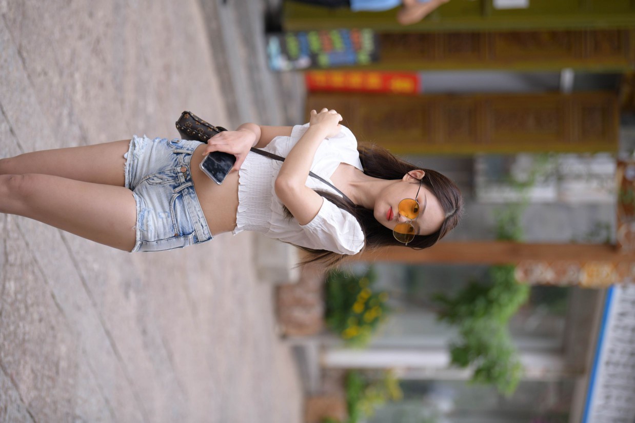 图片[2]-戴太阳镜的牛仔短裤紧身牛仔MM【167P】00021-图嘿嘿