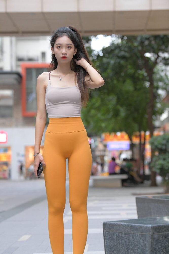 超级可爱的橘黄瑜伽裤女孩J3030 801P1V-28.0GB-图嘿嘿