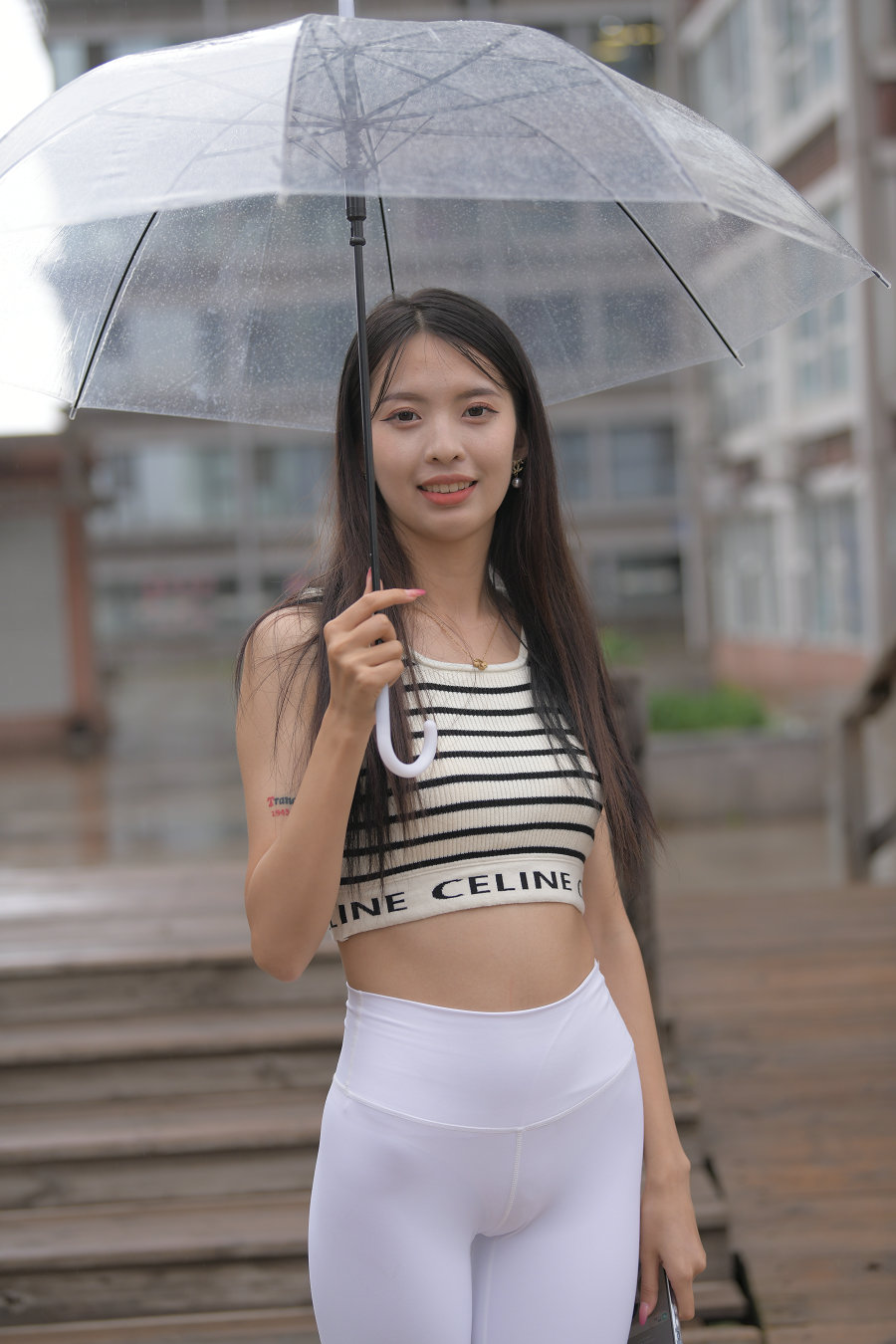 图片[1]-打伞的白色瑜伽裤女孩J2986 622P1V-22.06GB-图嘿嘿