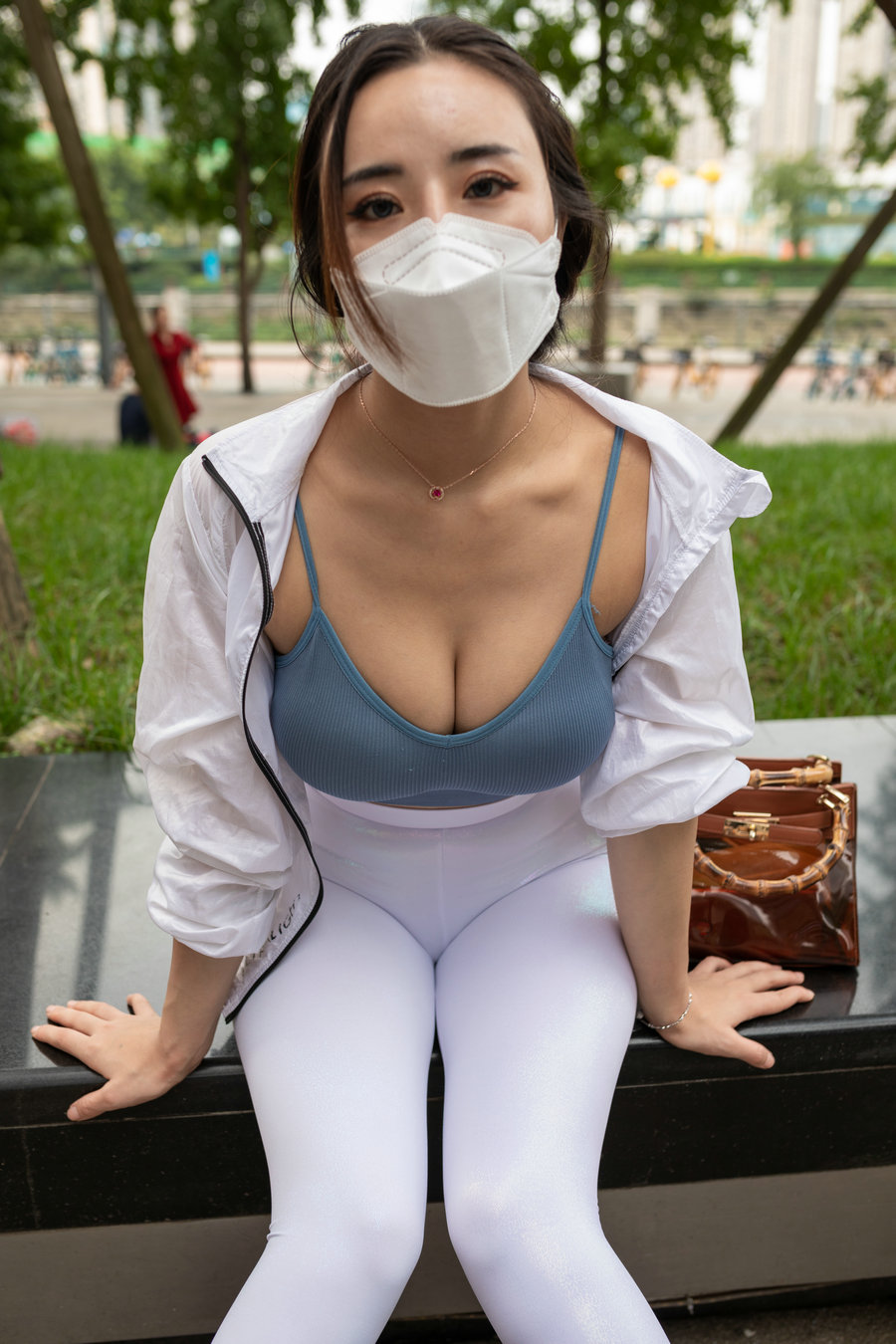 图片[1]-白色瑜伽裤女孩很漂亮 J1518 856P4V-30.0GB-图嘿嘿