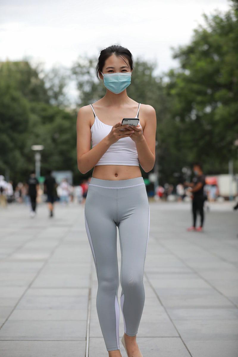 图片[4]-灰色瑜伽裤姑娘笑容超甜 J5074 180P2V-2.15GB-图嘿嘿