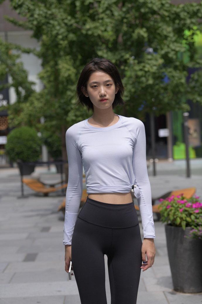 图片[1]-短发长腿的女生J2791 292P-5.71GB-图嘿嘿