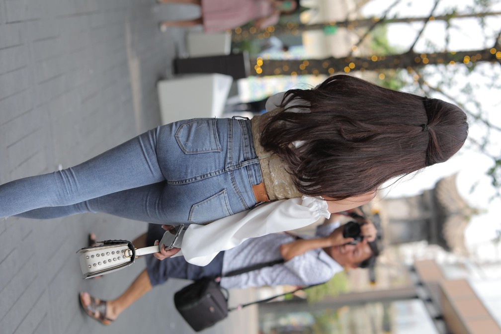 图片[4]-长相甜美的紧身牛仔裤姑娘【114P】00038-图嘿嘿