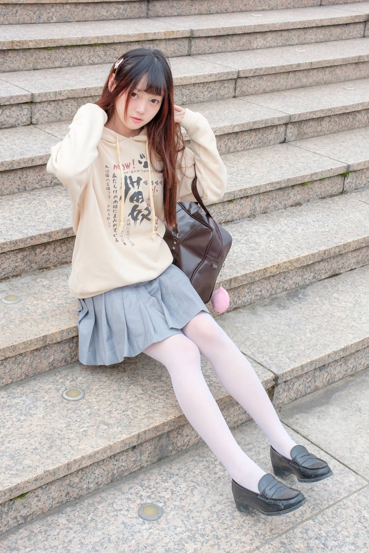 图片[1]-甜美的白丝女孩【131P】20007-图嘿嘿