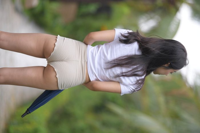 在郊外的长发热裤姑娘【388P】00022-图嘿嘿