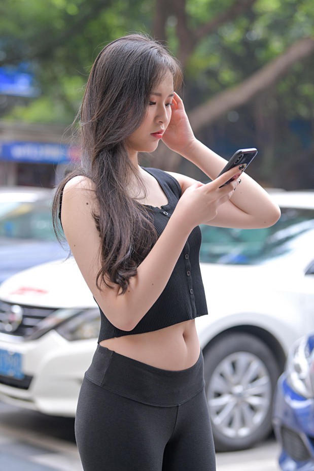 图片[5]-喝奶茶的黑色瑜伽裤长发姑娘【376P】00055-图嘿嘿