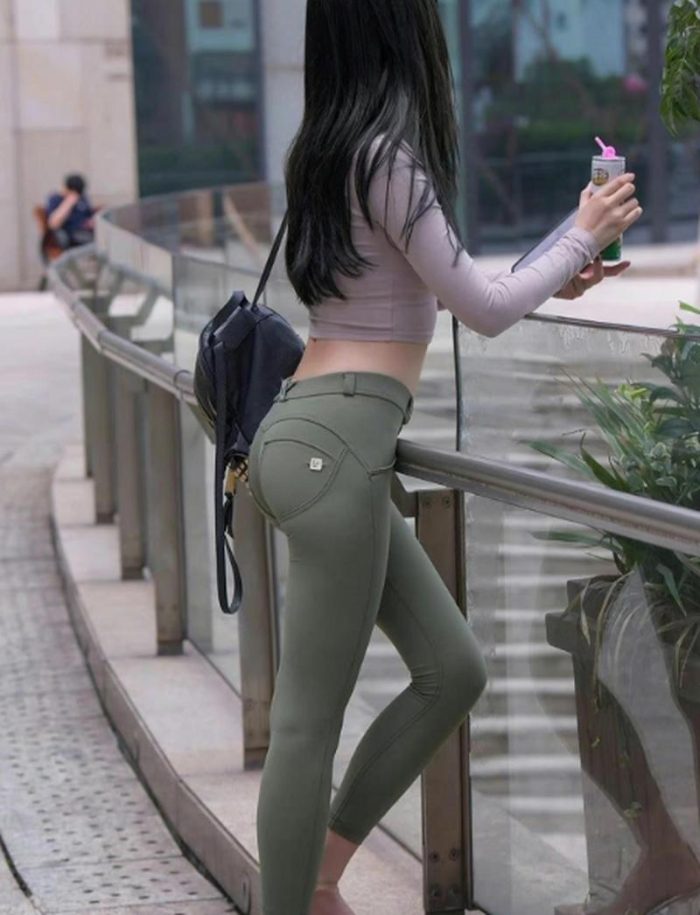 紧身牛仔裤身材很好的女人 J2060 529P1V-20.3GB-图嘿嘿