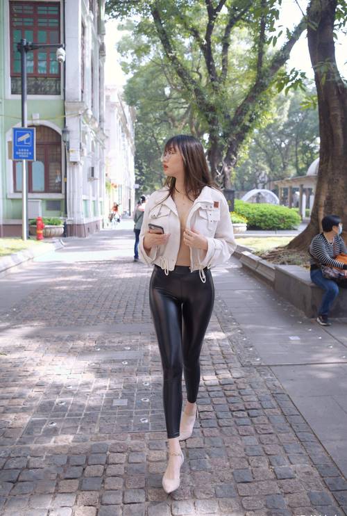 图片[3]-戴眼镜的皮裤女孩 J1473 1046P2V-35.5GB-图嘿嘿