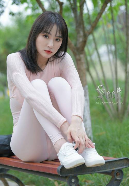 图片[2]-粉粉的瑜伽裤女孩太可爱了 J2090 854P1V-30.4GB-图嘿嘿