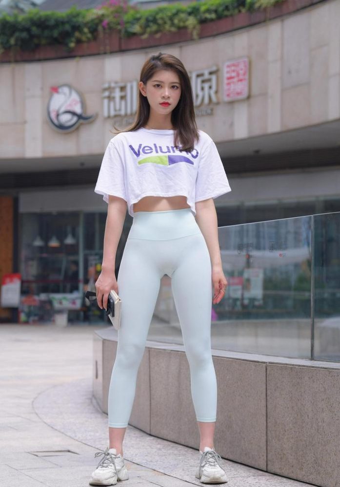 图片[1]-这个瑜伽裤女孩真的很漂亮 J1960 815P1V-28.9GB-图嘿嘿