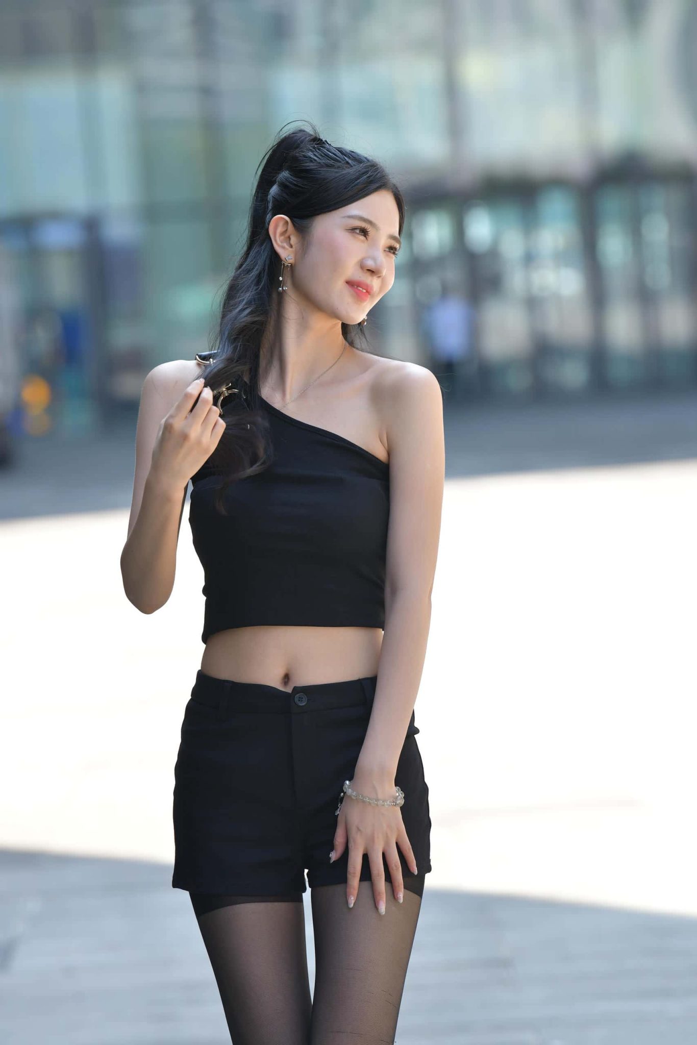 图片[2]-P3067-No.7596 迷人黑色短裤 【117P】-图嘿嘿