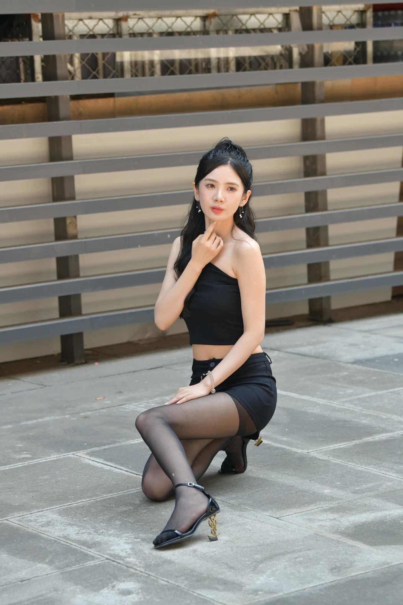 图片[1]-P3067-No.7596 迷人黑色短裤 【117P】-图嘿嘿